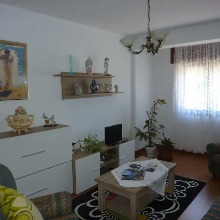 Piso Con Vistas A La Ria De Viveiro *